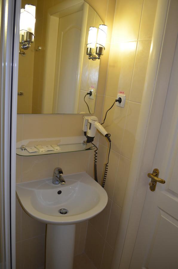 Transit Hotel Dyakovtsy Zewnętrze zdjęcie